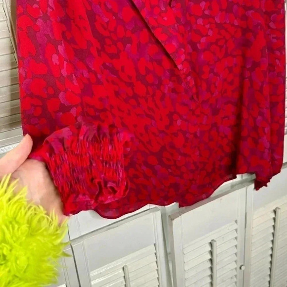 Red leopard print long sleeve top - Picture 7 of 7